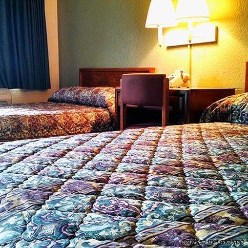 Masters Inn Atlanta - Doraville At I-85 & 285 Eksteriør billede