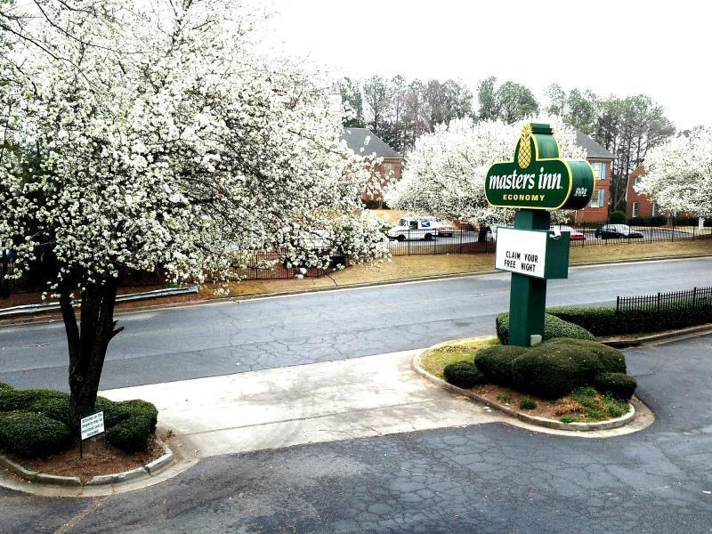 Masters Inn Atlanta - Doraville At I-85 & 285 Eksteriør billede